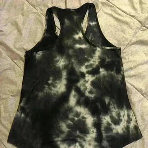 VOGO ATHLETICA Black/White Tie Dye‎ Racerback Tank Top Size Medium